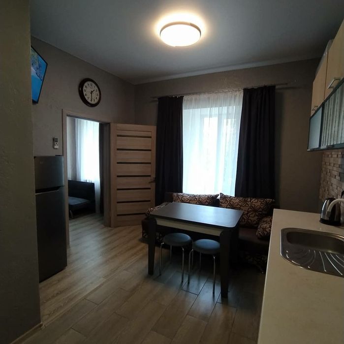 Сдам квартиру посуточно центр города!