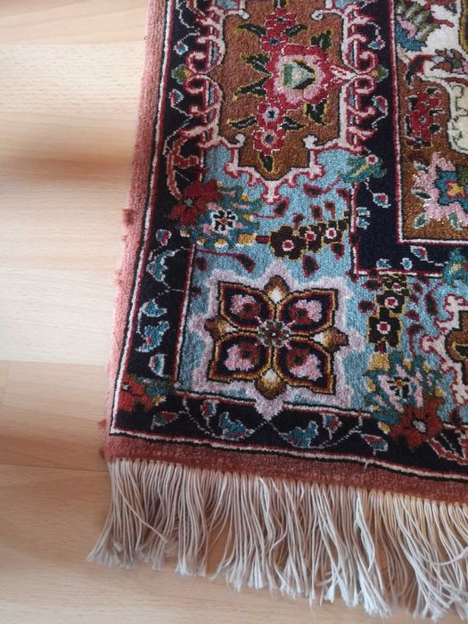 Tabriz dywan, wełna z jedwabiem, sygnowany, rozetowy, antyk