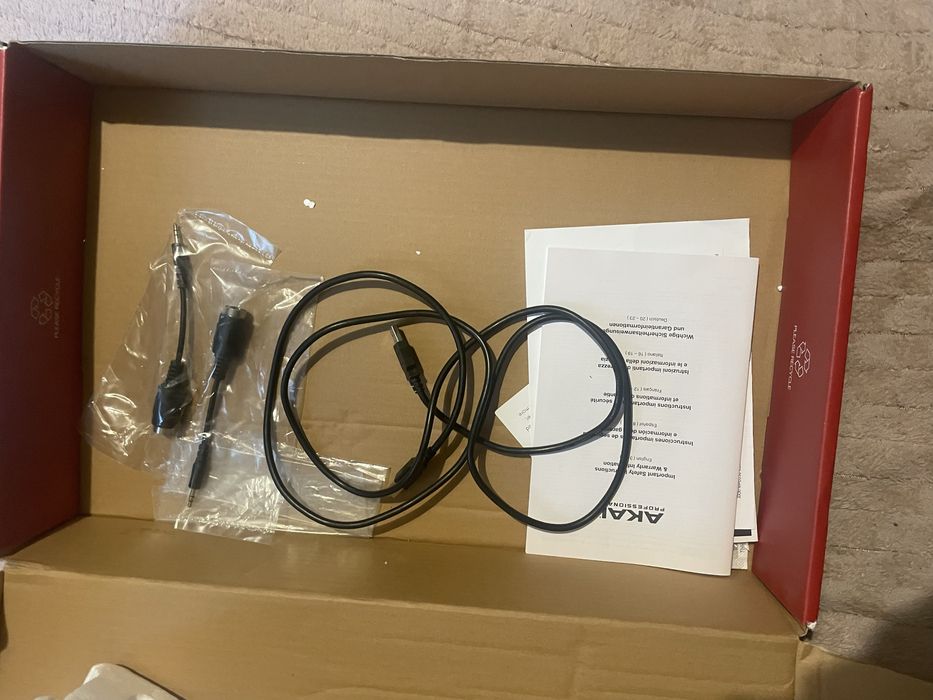 Akai   MPD 232 stan bardzo dobry