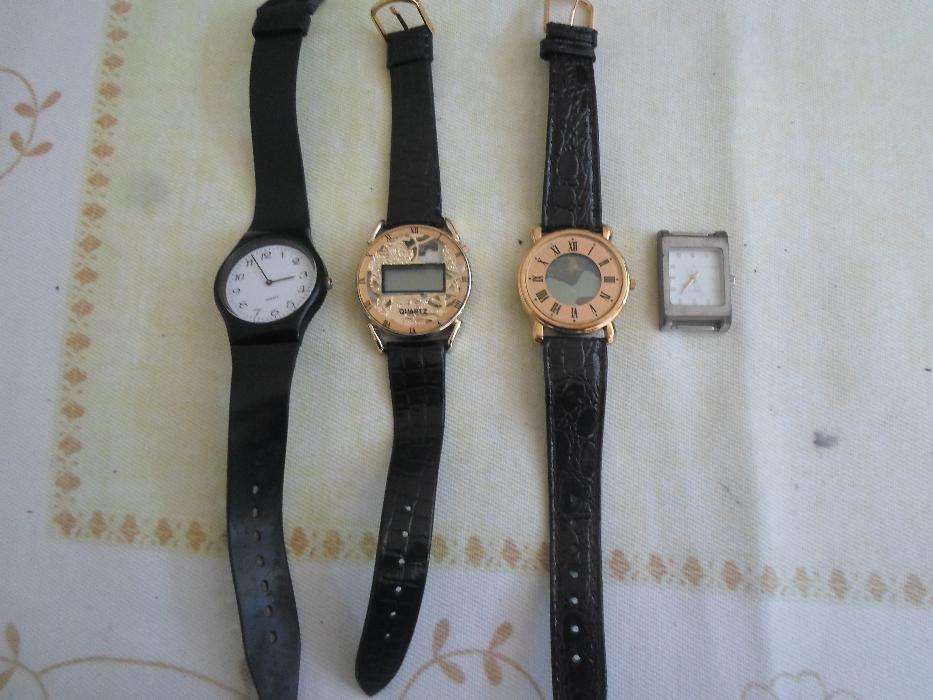 3 relógios de pulso