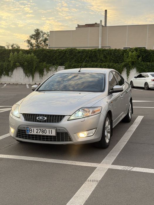 Продам автомобіль Ford у чудовому стані
