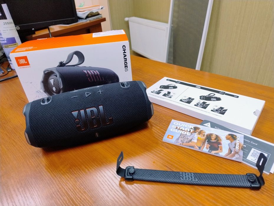 JBL Charge 6 black оригінал