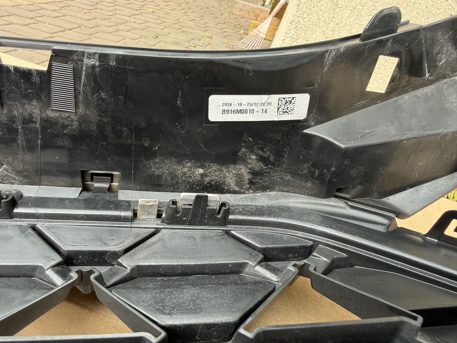 Grill BMW X2 U10 rocznik 2024