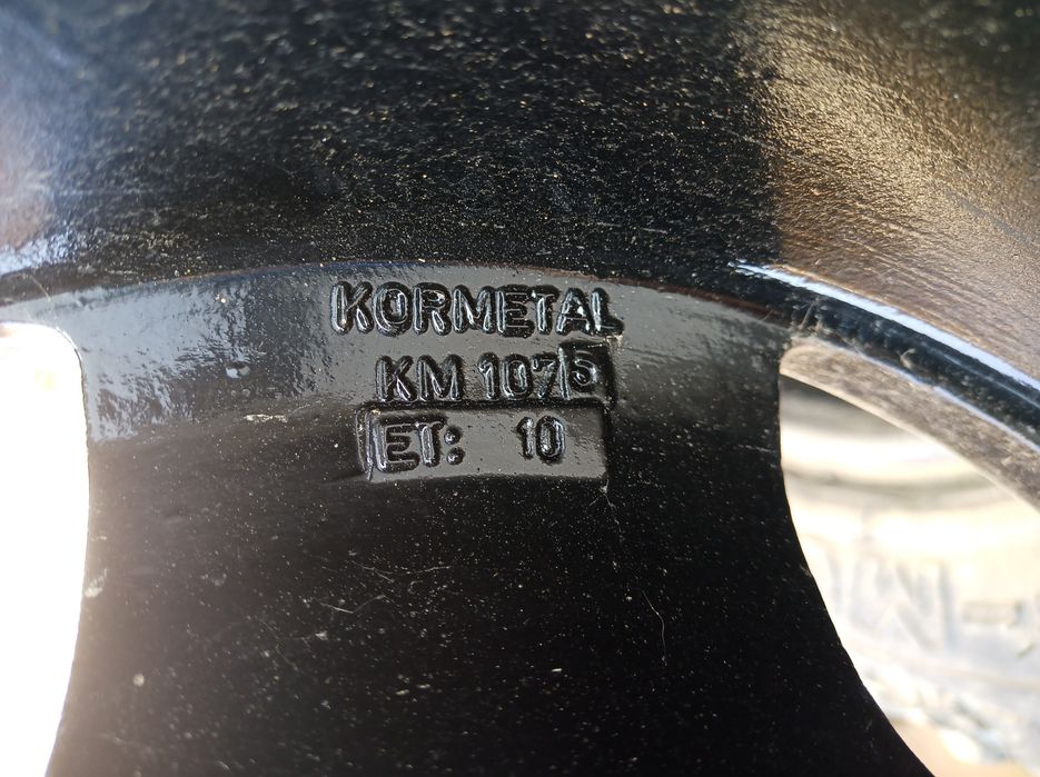 Conjunto 5 Jantes 15"X7J alumínio 5X139,7 ET10