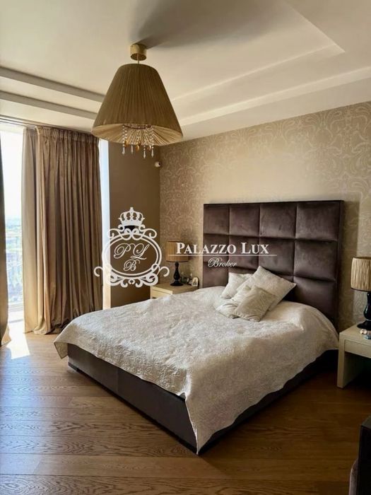 Аренда  апартаментов  deluxe  190 м2, ЖК Пионер, Центр, Подзем Паркинг