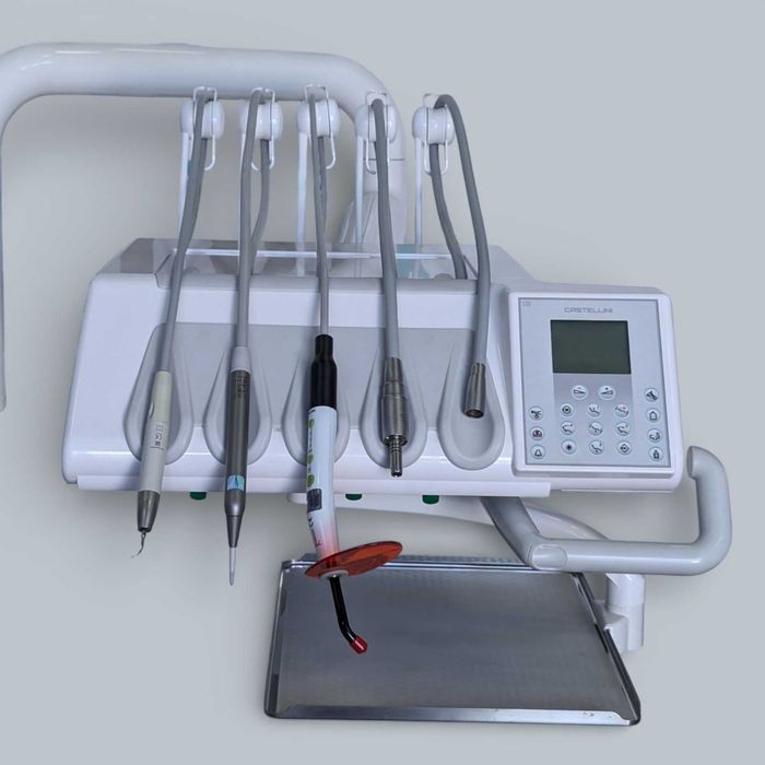 Стоматологічна установка Castellini Skema 5