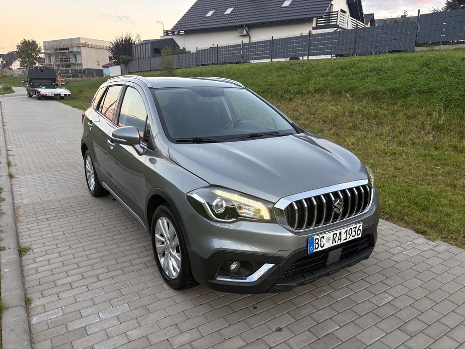 Suzuki S-Cross