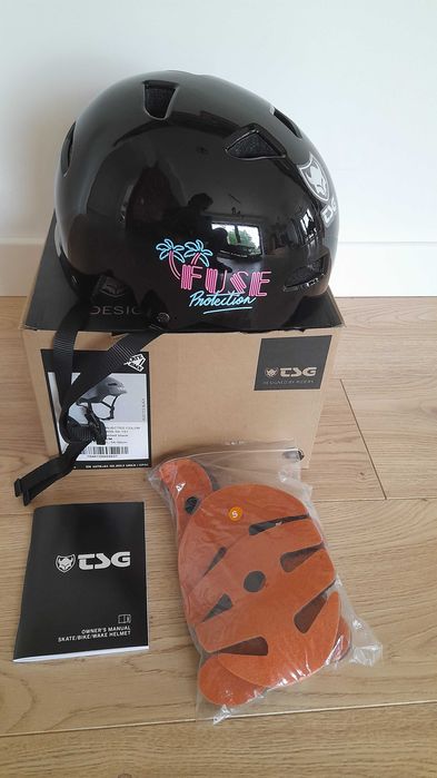 Fuse Alpha kask skate | Glossy Miami Black
