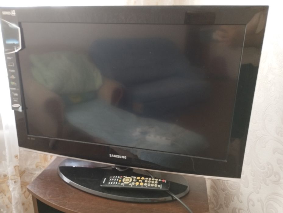 Телевизор Samsung на запчасти