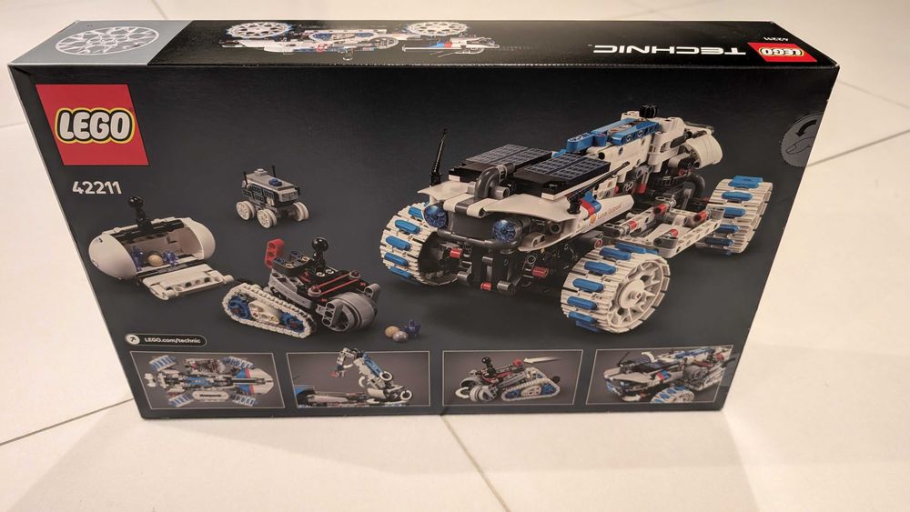 Lego Technic 42211 Lunar Outpost Moon Rover - Novo Selado