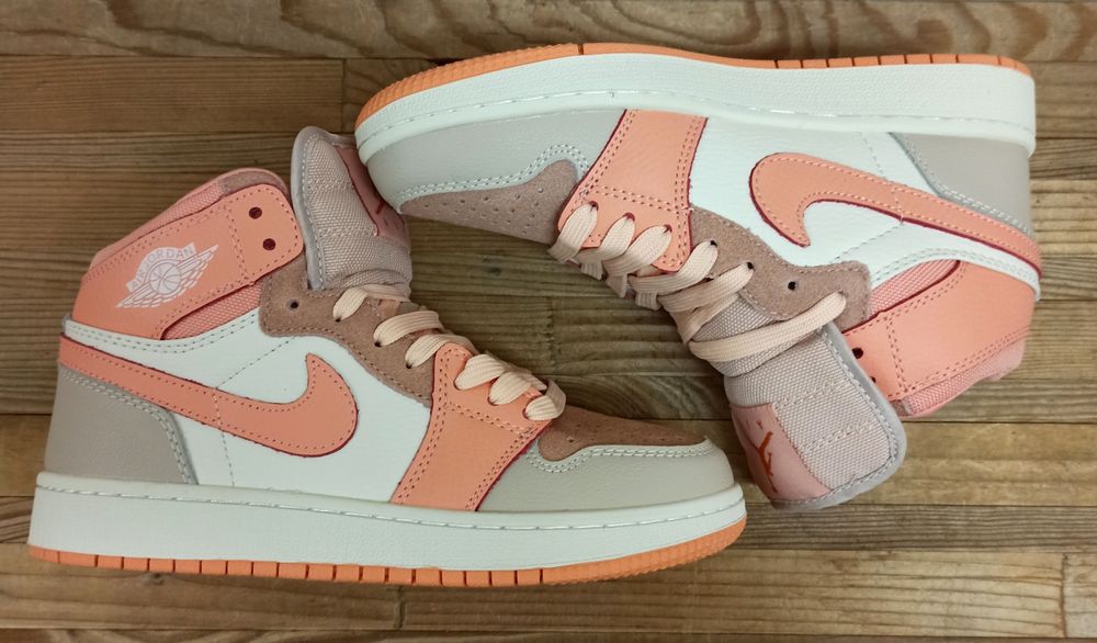 Nike Jordan кроссовки женские высокие оранжево бежевые натуральн кожа