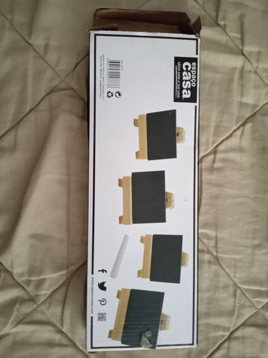 Conjunto 4 mini  cavaletes com ardósia ESPAÇO CASA 

Pronta a usar,

T
