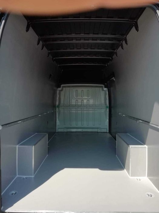 Zabudowy samochodów dostawczych busów w autach Ducato L4H2