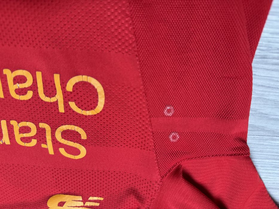 Komplet New Balance Liverpool koszulka bluzka spodnie krótkie spodenki