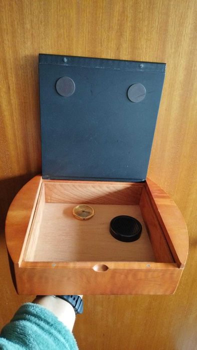 Caixa de Charutos com publicidade