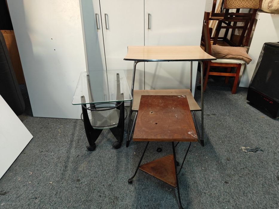 Stoliki ,gazetniki PRL dostawa Warszawa