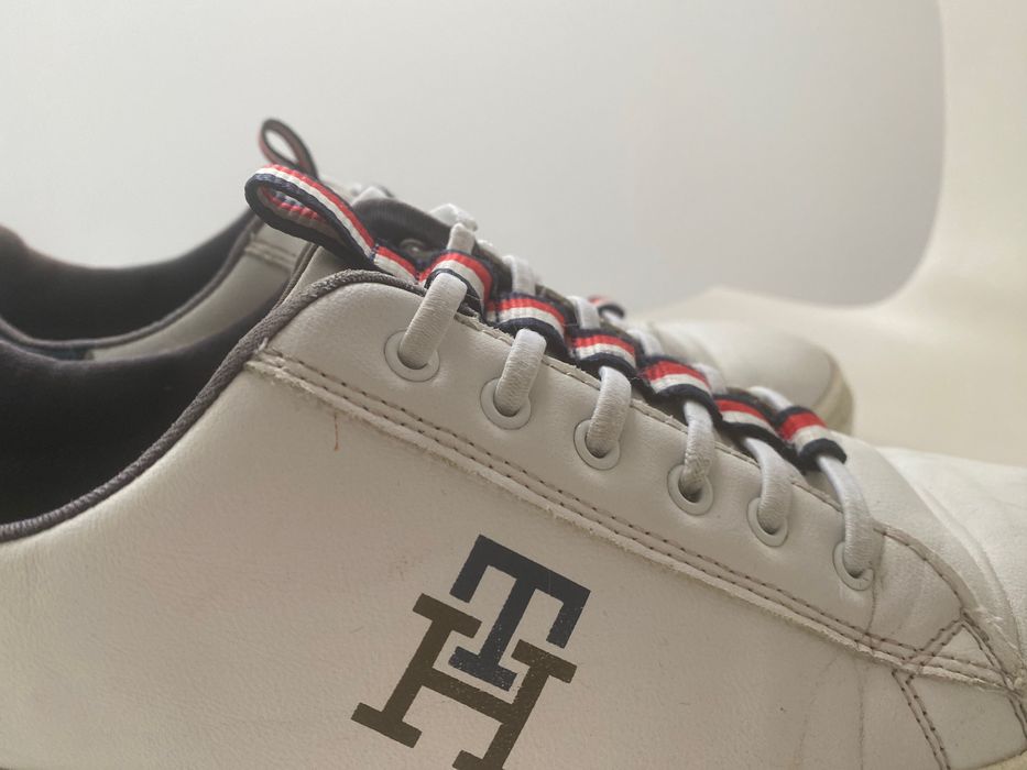 Buty Tommy Hilfiger skórzane rozm. 38