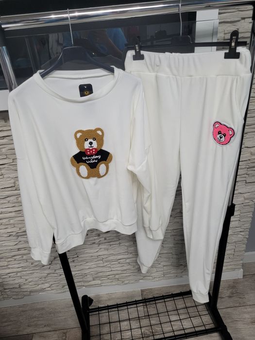 Nowy komplet biały dres welurowy z misiem Made in Italy uniwersalny