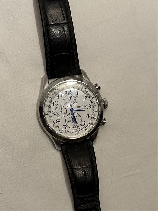 Relógio da marca Seiko Perpetual calendar