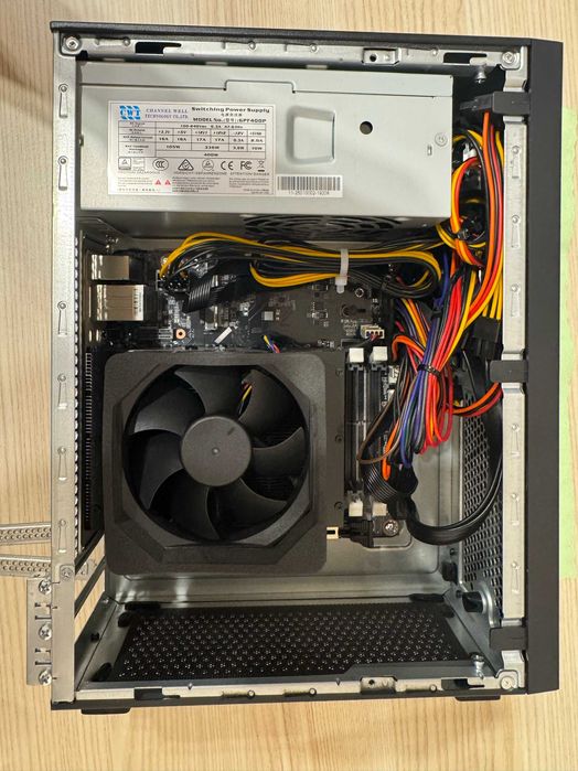 MINISFORUM 795S7 Ryzen 9 7945HX 64GB DDR5 1TB 990 Pro