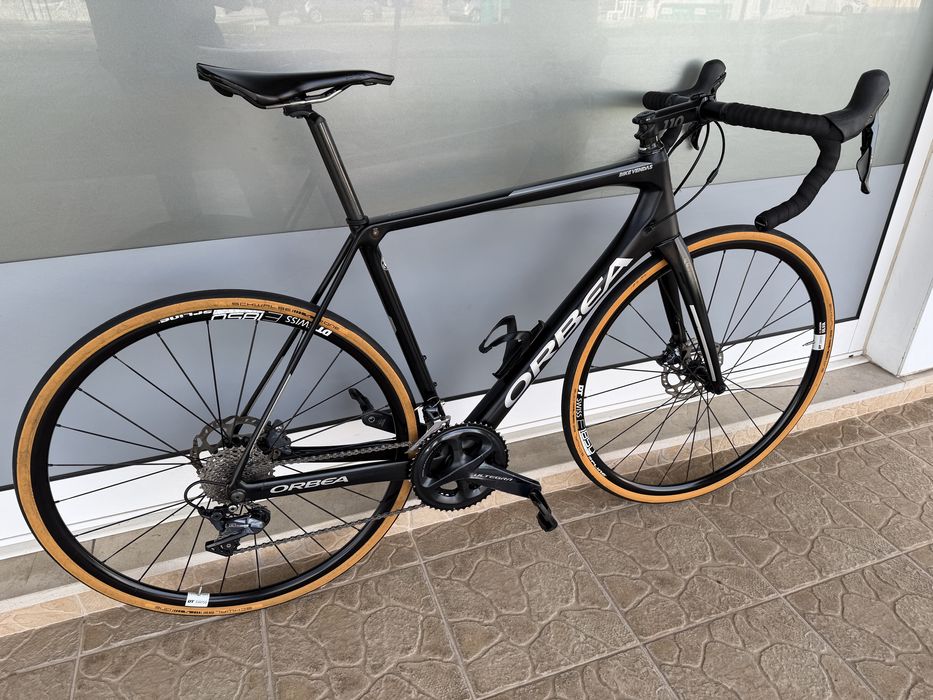 Bicicleta de estrada em carbono - Disco