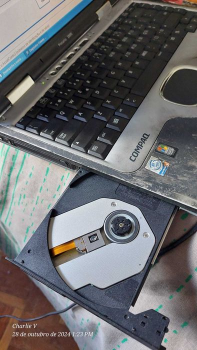 Portátil Compaq Presario 2800