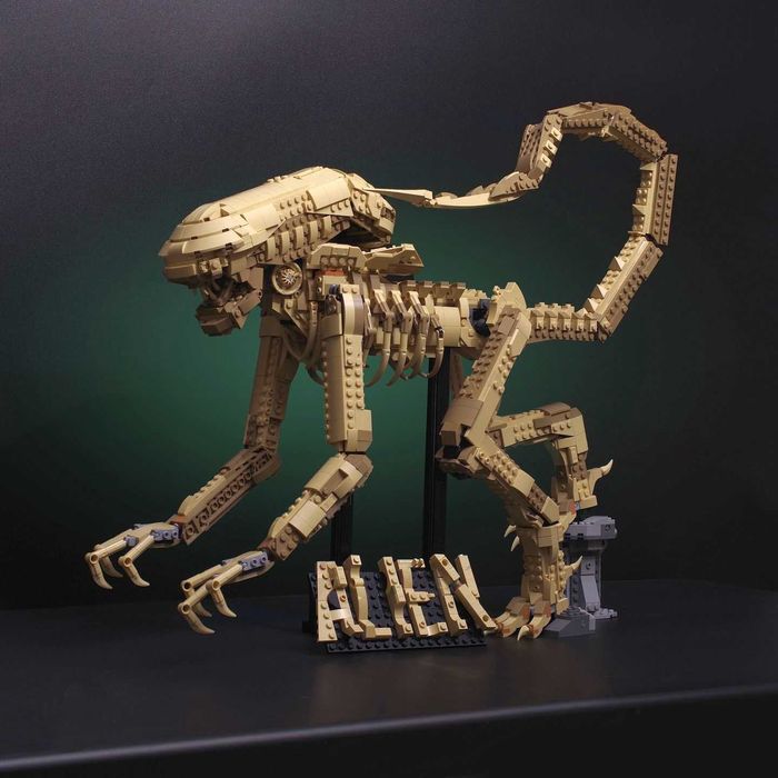 ‼️Ексклюзив‼️Конструктор Чужий з Лицехватом, 3120 деталей