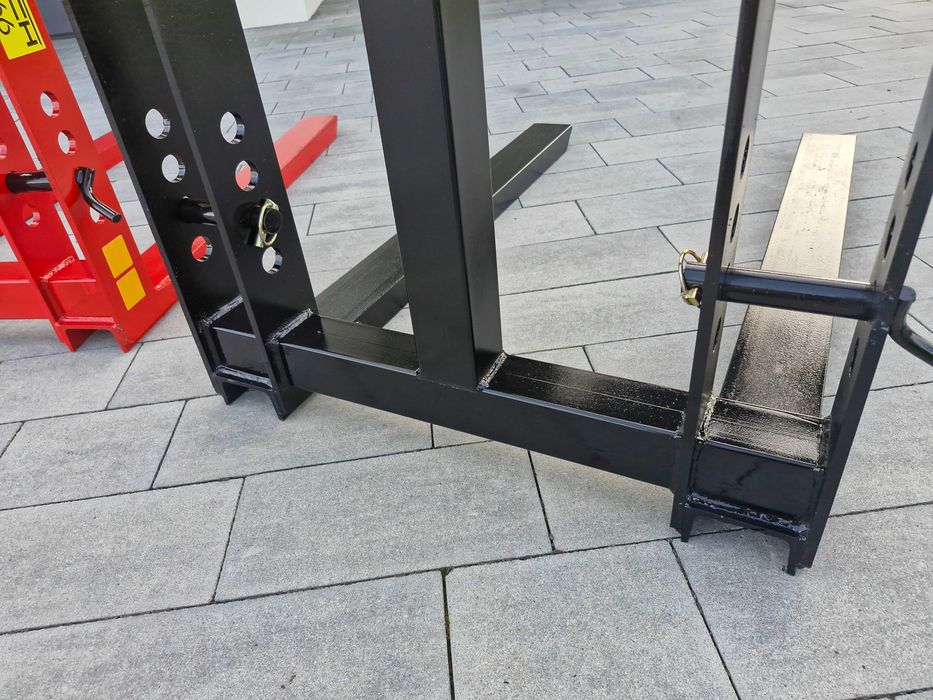 paleciak na tył ciągnika, widły do palet, 4 uchwyty mocujące, nowość