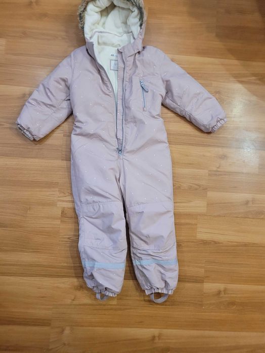 Комбінезон, тепла жилетка, куртка, тренч, реглани, джинси