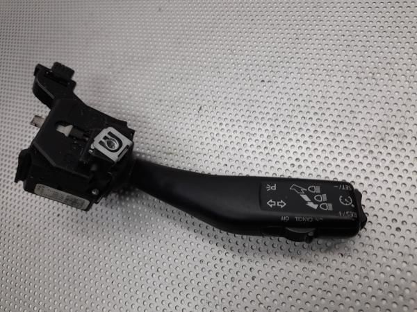 Conjunto / manetes de luzes e limpa vidros SEAT Leon (1P1)