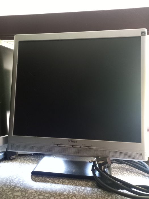 Monitor Belňea + okablowanie