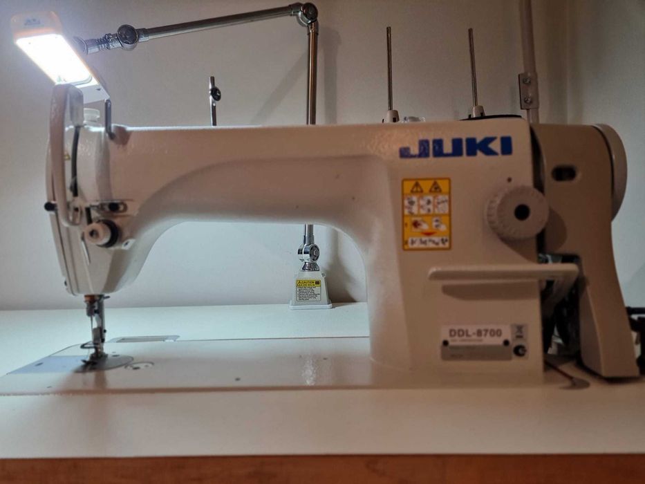 Maszyna stebnówka juki DDL 8700