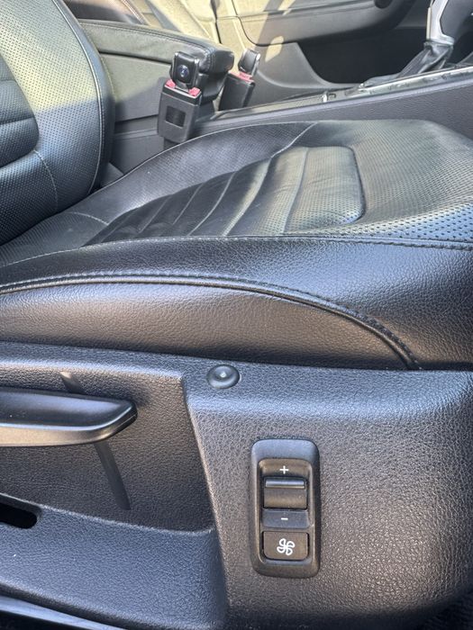 Volkswager passat b7, 2012, 2.0 tdi(125kwt) автомат, максимальна компл