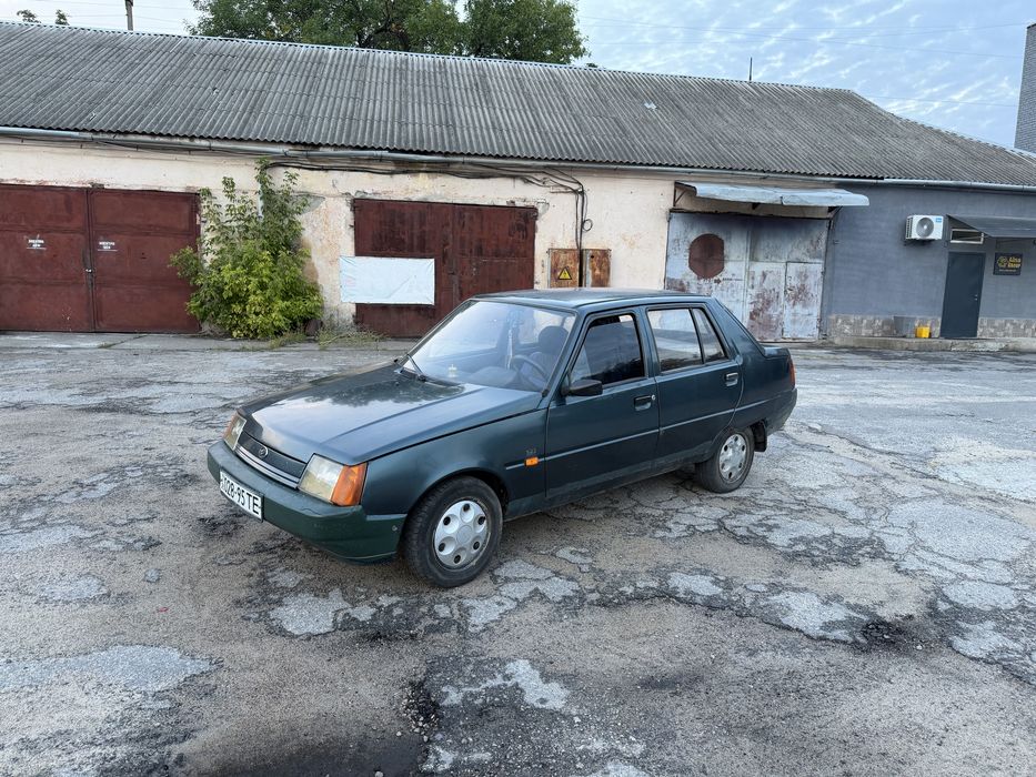 Продам заз Славуту 2005 год на полному ходу