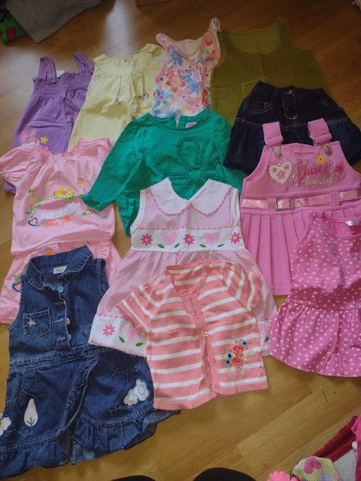 Zestaw ubranek 6-9mcy