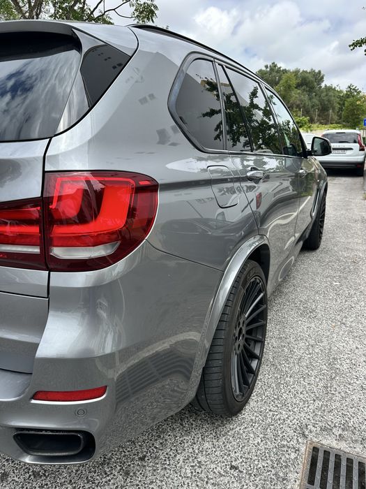 BMW X5 M50d impecavel