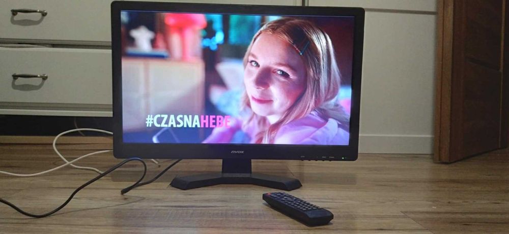 Telewizor 22 cale bez USB wbudowany Dekoder DVB-T2 pilot bez TXT do ZK