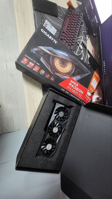 Відеокарта amd Radeon rx 6800 xt