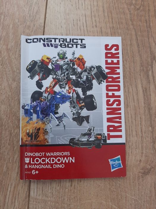 Zestaw Transformers - dinozaur staje się pancerzem