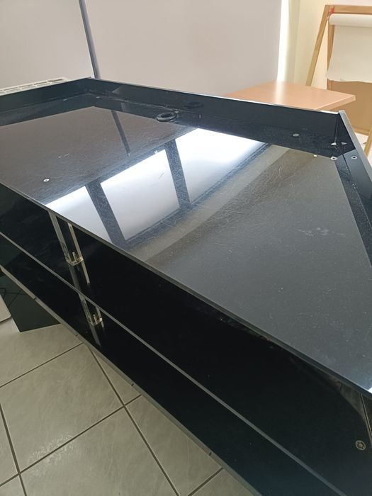 Púlpito em acrílico preto