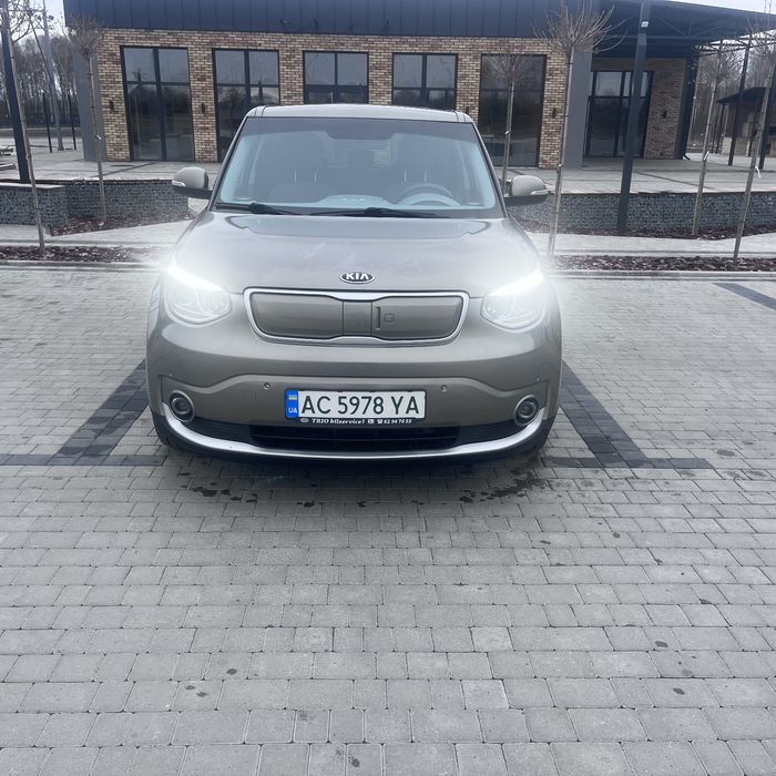 Kia Soul нова батарея 30  кіловати замінена в Норвегії по гарантії