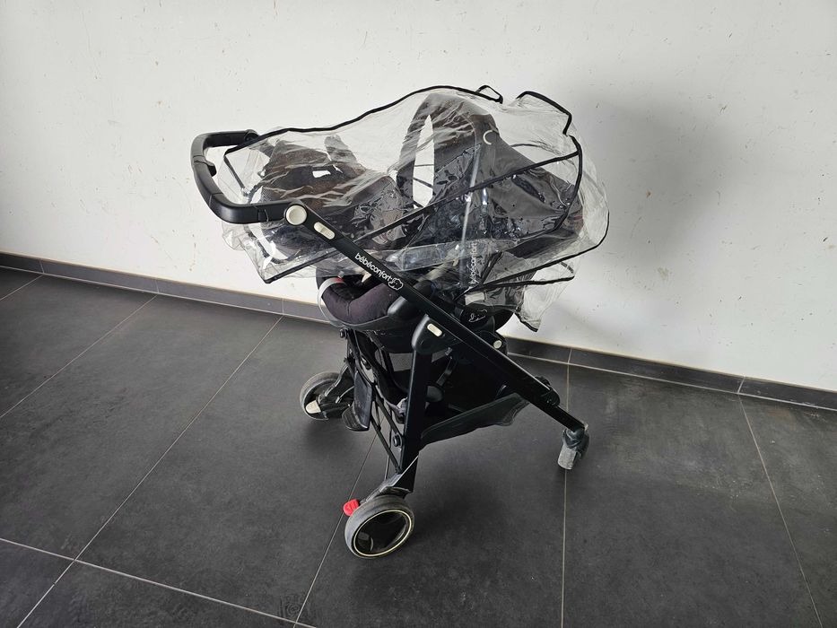 Carrinho bebé e ovo