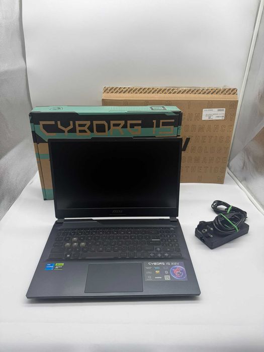 Laptop MSI CYBORG 15 A12VE I5-12450H 32 GB / 512 GB RTX 4050 WIN 11 KPL od loombard milicz