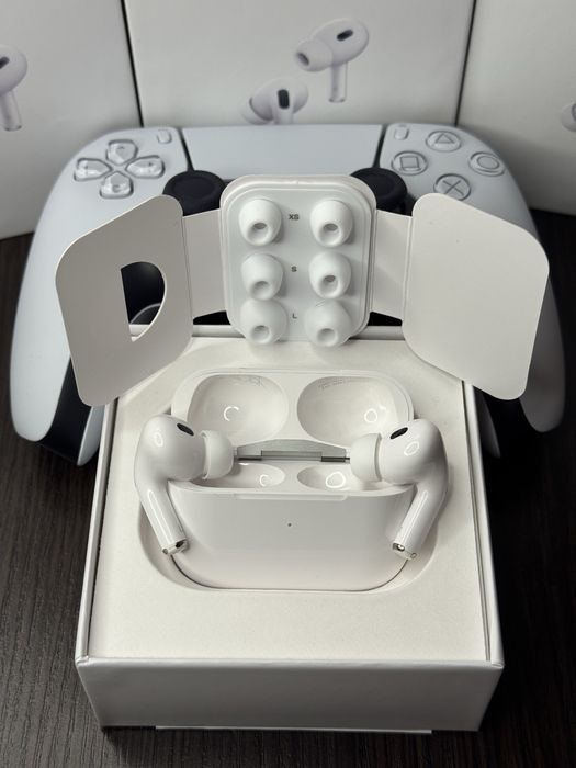 Apple AirPods Pro 2 Gen - навушники з шумозаглушенням та режимом просторового аудіо