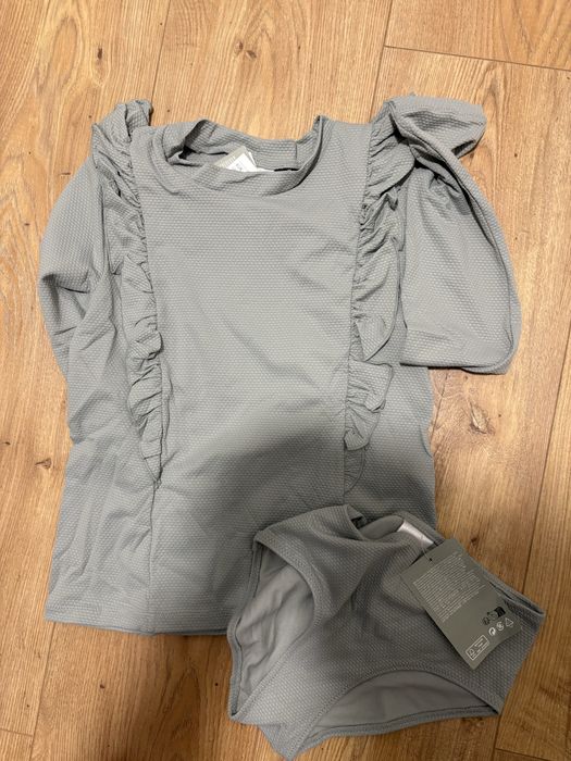 Stroj kapielowy h&m 122/128
