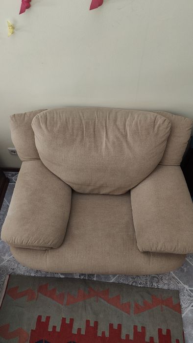 Conjunto sofá + poltrona