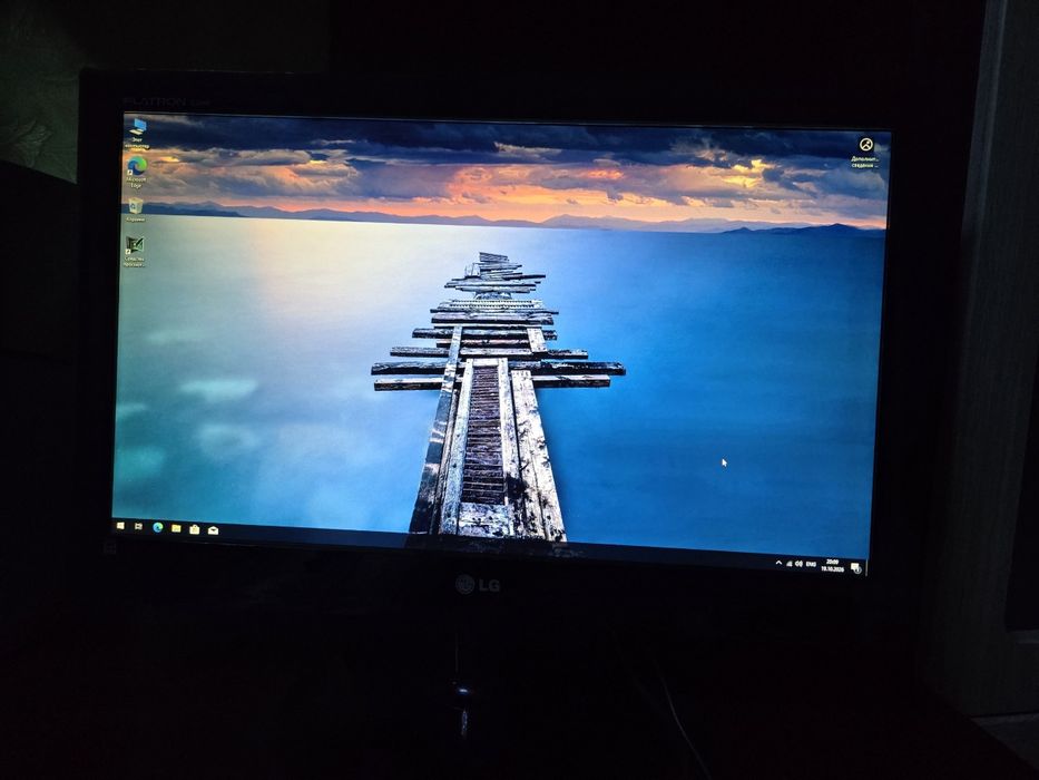Монітор 22'' LG E2240 (DVI, VGA)