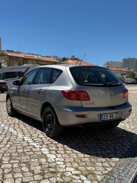 Mazda 3 1.4 gasolina, 2004, 172.000 km, manual