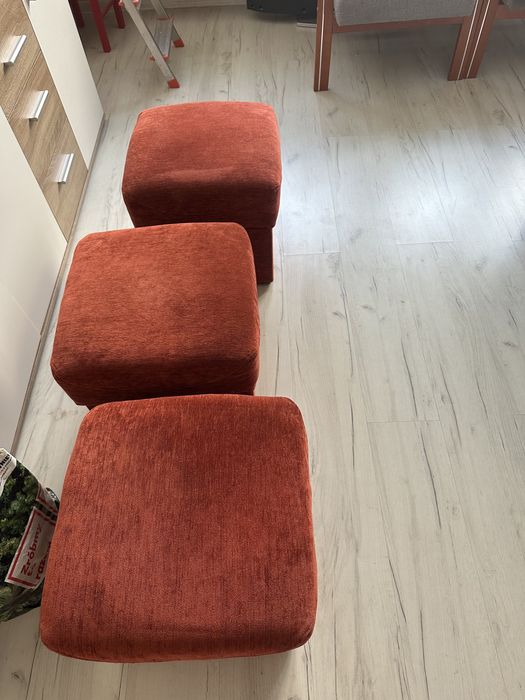 Otwierana pufa z pojemnikiem