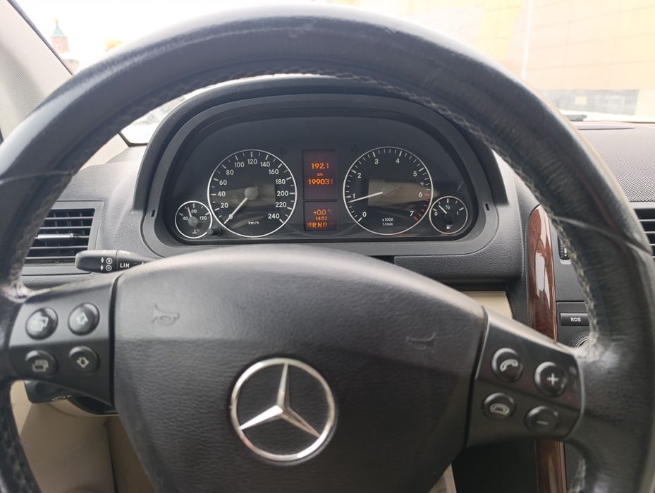 Мерседес А-150 бензин, 2009